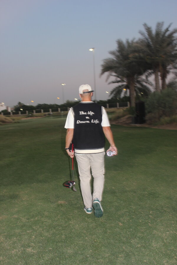 Signature Black Vest - Image 4